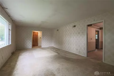 2004 Pembrook Rd, Springfield, OH 45504 photo 5