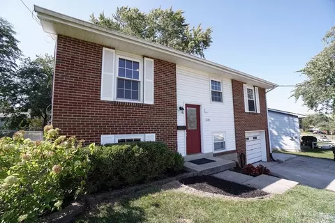 12123 Westerly Dr, Cincinnati, OH 45231 photo 2
