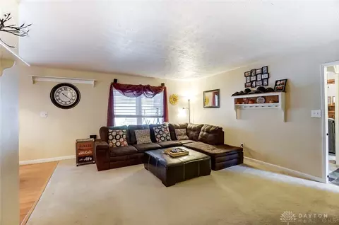736 David Blvd, Franklin, OH 45005 photo 7