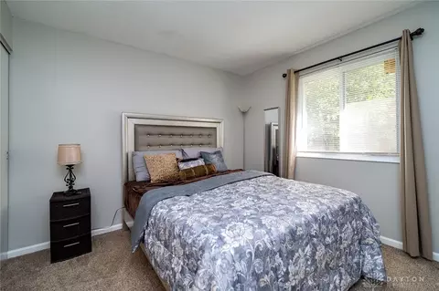 781 W Galbraith Rd, Cincinnati, OH 45231 photo 14