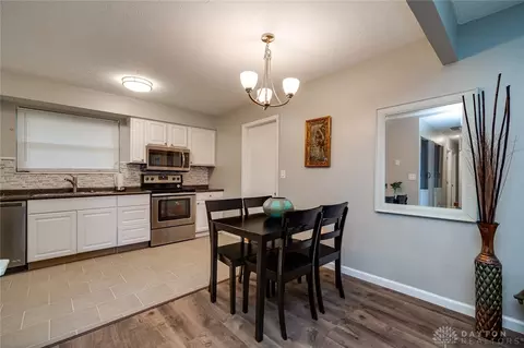 781 W Galbraith Rd, Cincinnati, OH 45231 photo 9