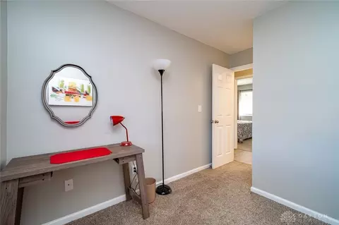 781 W Galbraith Rd, Cincinnati, OH 45231 photo 17