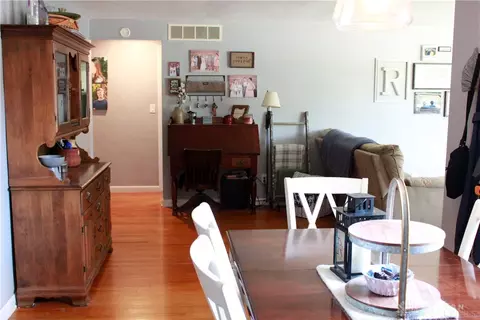 1442 Ronald Rd, Springfield, OH 45503 photo 9