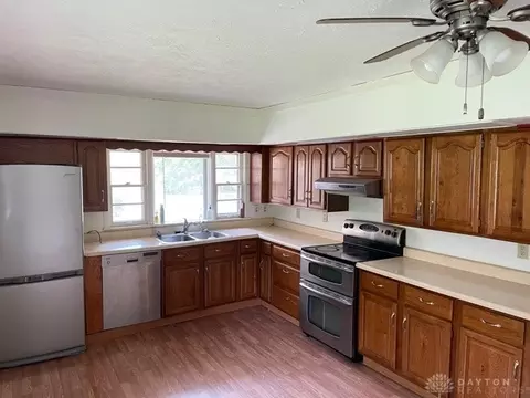 2210 Scioto St, Springfield, OH 45506 photo 5