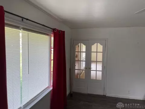 2210 Scioto St, Springfield, OH 45506 photo 4