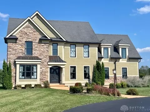 2742 Windy Ridge Dr, Springfield, OH 45502 photo 1