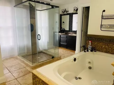 2742 Windy Ridge Dr, Springfield, OH 45502 photo 13