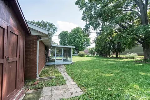 1053 Imperial Blvd, Springfield, OH 45503 photo 14