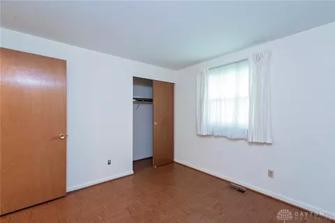 1053 Imperial Blvd, Springfield, OH 45503 photo 12