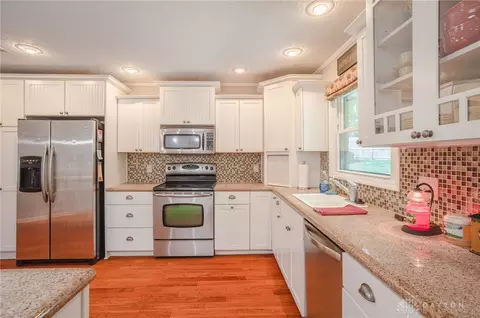 110 Clearview Dr, Springboro, OH 45066 photo 8