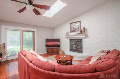 110 Clearview Dr, Springboro, OH 45066 photo 6