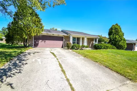 218 Apollo Dr, Sidney, OH 45365 photo 2