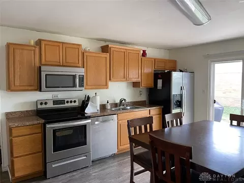 108 Candy Ln, Englewood, OH 45322 photo 5