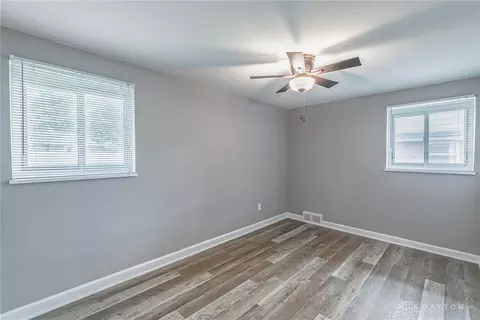 937 E Stroop Rd, Dayton, OH 45429 photo 11