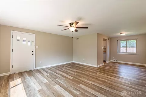 937 E Stroop Rd, Dayton, OH 45429 photo 4