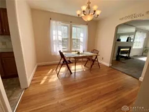 276 W Harding Rd, Springfield, OH 45504 photo 8
