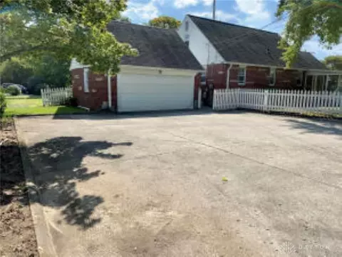 276 W Harding Rd, Springfield, OH 45504 photo 29
