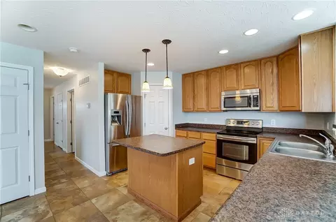 417 Thomas Pointe Ct, Monroe, OH 45050 photo 3