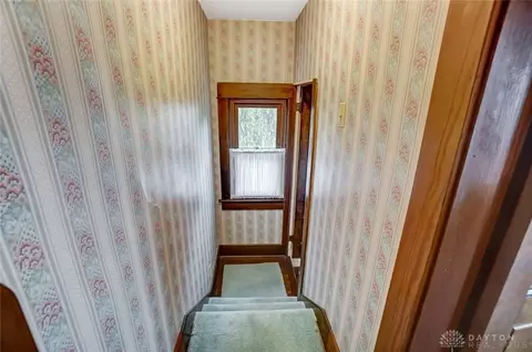 223 N Clairmont Ave, Springfield, OH 45503 photo 28
