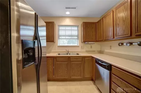 4806 Cornell St, Springfield, OH 45503 photo 10