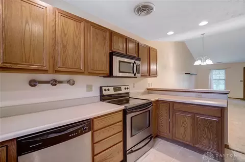 4806 Cornell St, Springfield, OH 45503 photo 11