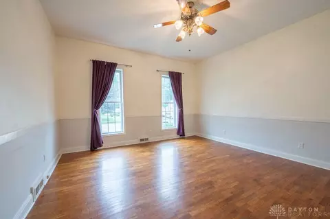 910 Mckaig Ave, Troy, OH 45373 photo 14