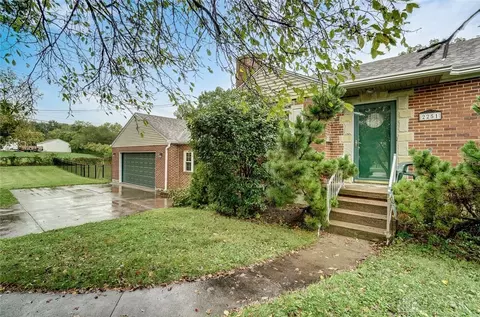 2251 E Stroop Rd, Dayton, OH 45440 photo 4
