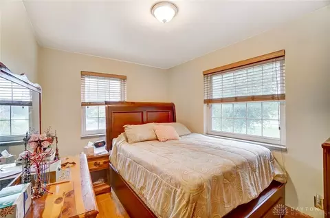 2251 E Stroop Rd, Dayton, OH 45440 photo 18