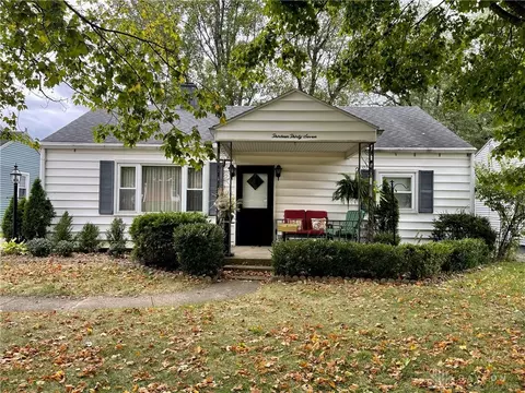 1337 N Plum St, Springfield, OH 45504 photo 2