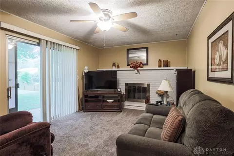 7491 Red Robin St, Franklin, OH 45005 photo 6