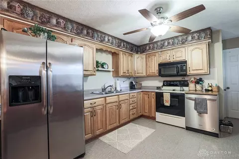 7491 Red Robin St, Franklin, OH 45005 photo 8