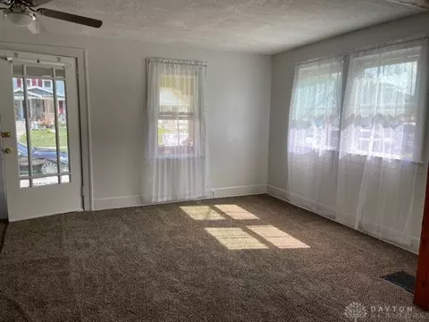 189 Willis Ave, Springfield, OH 45505 photo 4