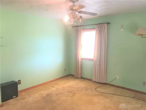 2666 Preston Dr, Springfield, OH 45506 photo 9