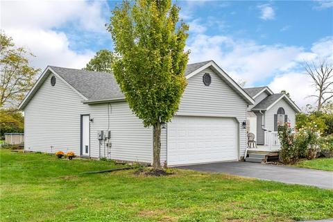 3265 Old Springfield Rd, Springfield, OH 45502 photo 3