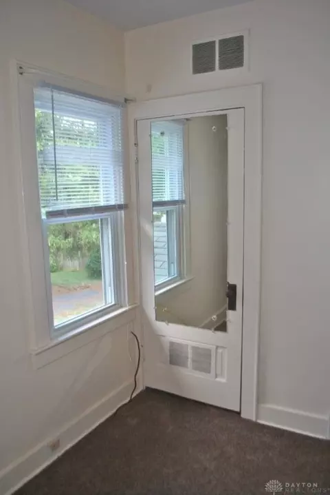 305 N Burnett Rd, Springfield, OH 45503 photo 20