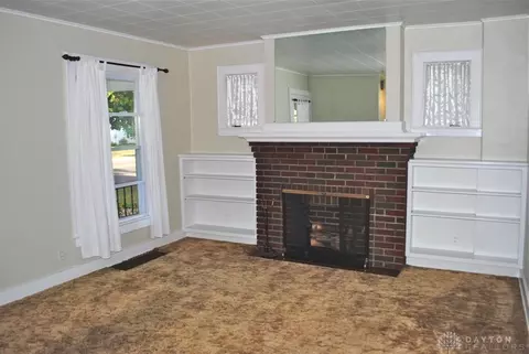 305 N Burnett Rd, Springfield, OH 45503 photo 9