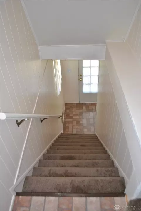 305 N Burnett Rd, Springfield, OH 45503 photo 18