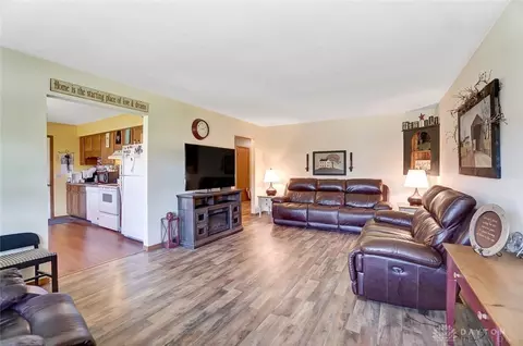 4846 Auston St, Springfield, OH 45502 photo 7