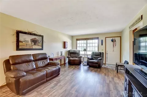 4846 Auston St, Springfield, OH 45502 photo 6