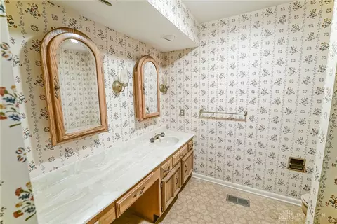 3958 E Centerville Rd, Spring Valley, OH 45370 photo 22