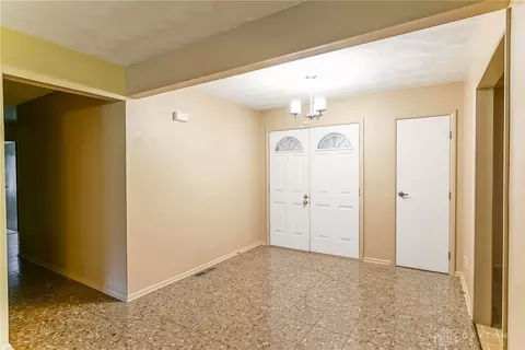 3958 E Centerville Rd, Spring Valley, OH 45370 photo 4