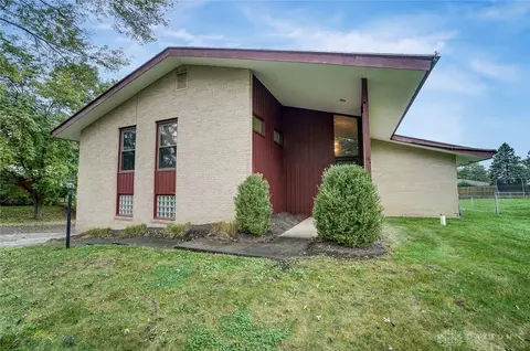 2427 Erter Dr, Springfield, OH 45503 photo 3