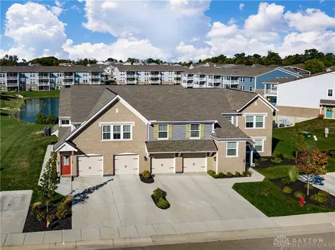 21 Old Pond Rd, Springboro, OH 45066 photo 2