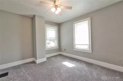 31 W State St, Springfield, OH 45506 photo 17