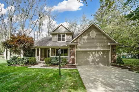 1102 Woodhaven Ct, Springfield, OH 45503 photo 1