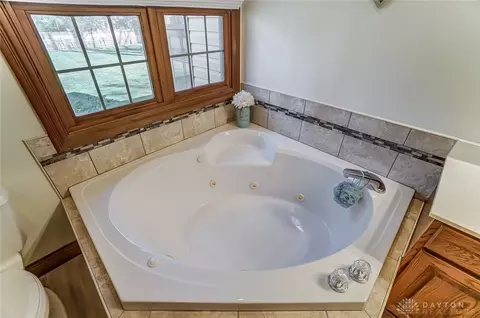 1102 Woodhaven Ct, Springfield, OH 45503 photo 29