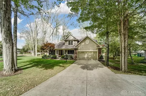 1102 Woodhaven Ct, Springfield, OH 45503 photo 4