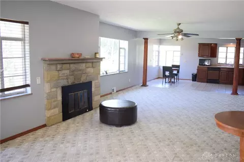 125 Wenova Dr, Springfield, OH 45502 photo 5