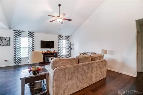 184 Shanda Dr, Monroe, OH 45050 photo 4