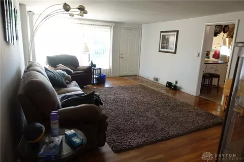 2462 Thor Dr, Springfield, OH 45503 photo 5